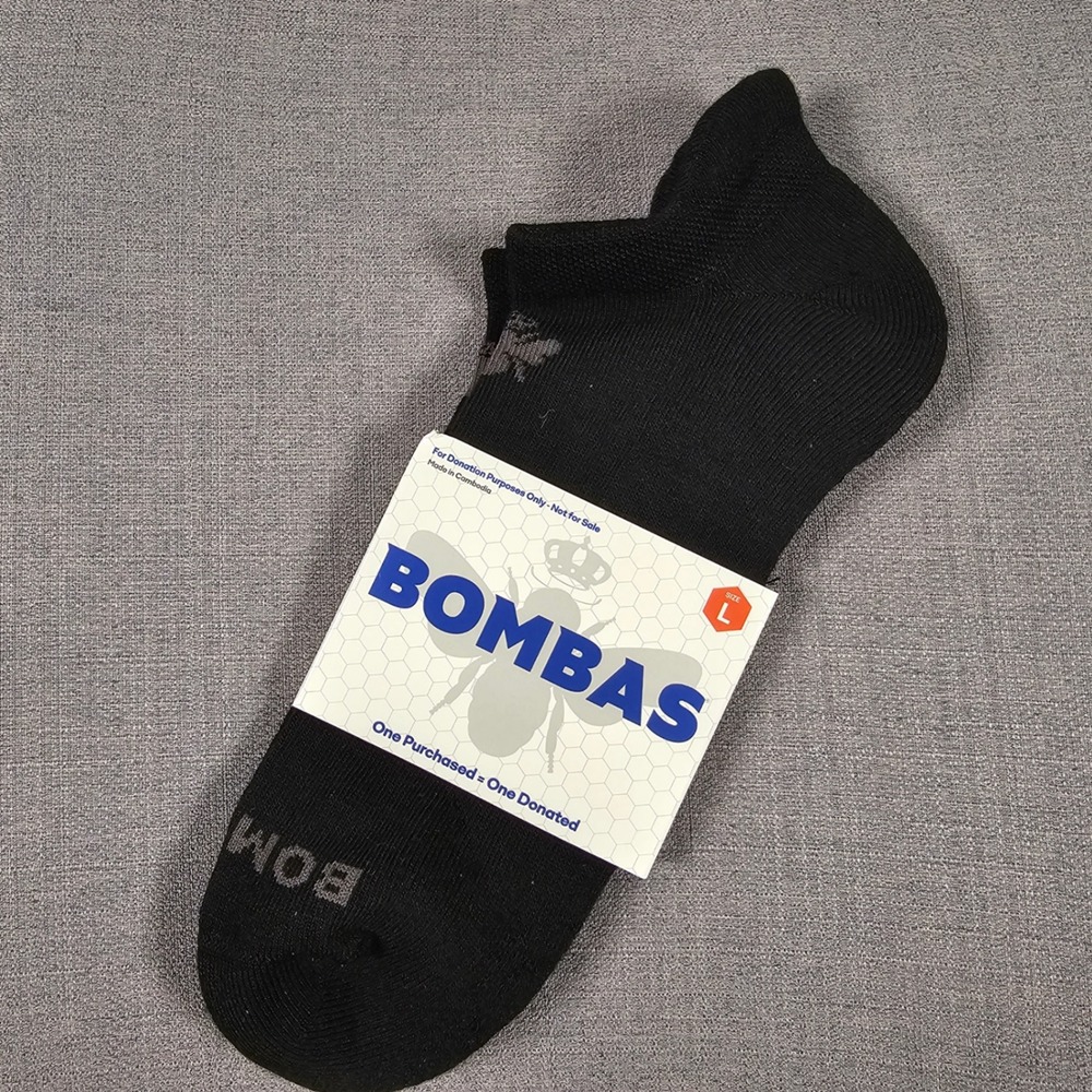 Bombas Ankle Socks Black Size Large L New Donation Version Cushioned